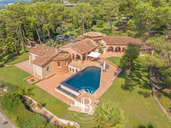 Cannes, Villa 6 Chambres -  351 m² à vendre
