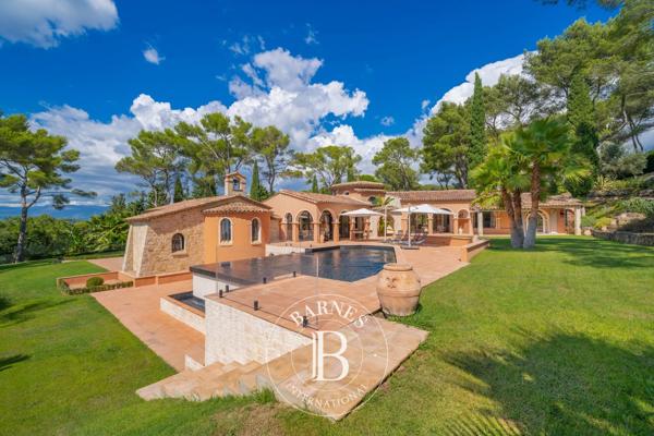 Cannes, Villa 6 Chambres -  351 m² à vendre