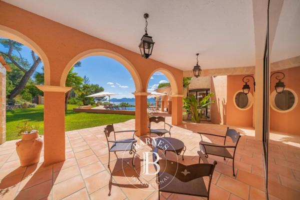 Cannes, Villa 6 Chambres -  351 m² à vendre