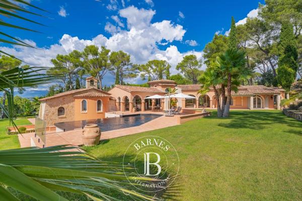 Cannes, Villa 6 Chambres -  351 m² à vendre