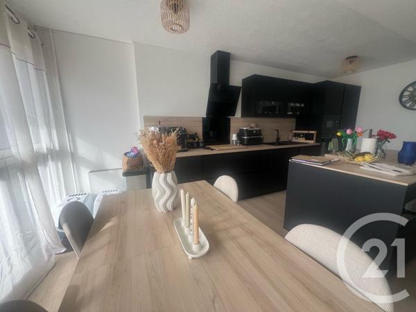Appartement F4 à vendre  5 pièces - 80,28 m2 AURILLAC - 15