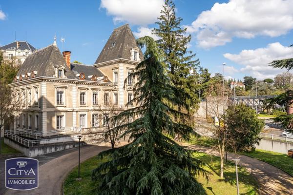Appartement à vendre 1 pièce 28m² Caluire-et-Cuire (69300)