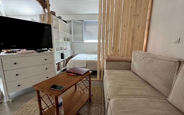 Appartement à vendre    1 pièce •  Angresse