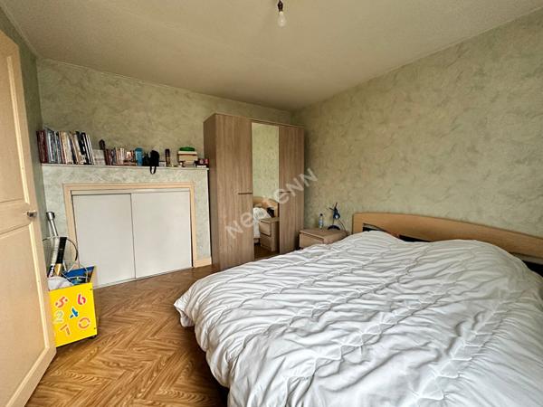 Maison ancienne centre Longue Jumelles