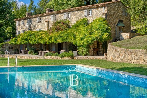 Châteauneuf-Grasse, Villa 6 Chambres -  550 m² à vendre