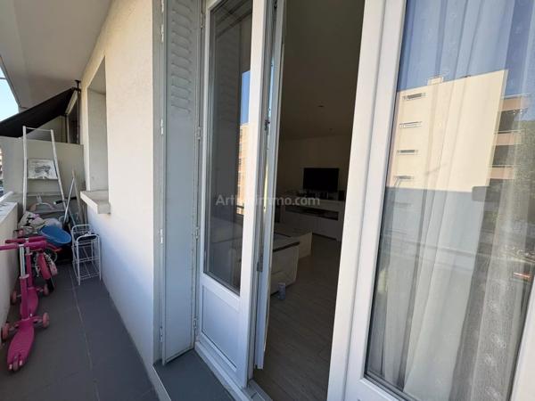 Vente                                                      Appartement
                        
                     4 pièces                      62 m2                     à Fontaine