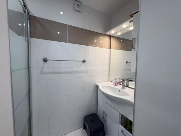 Vente                                                      Appartement
                        
                     4 pièces                      62 m2                     à Fontaine