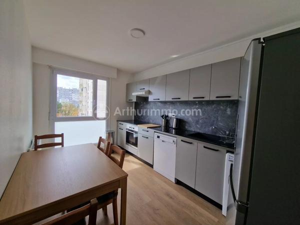 Location                                                      Appartement
                        
                     4 pièces                      79 m2                     à Clermont-Ferrand