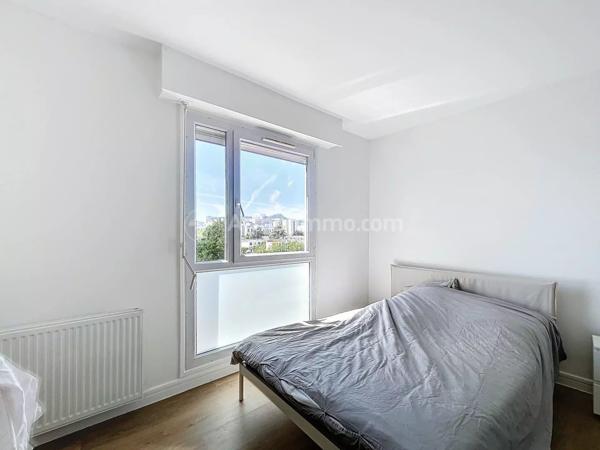 Location                                                      Appartement
                        
                     4 pièces                      79 m2                     à Clermont-Ferrand