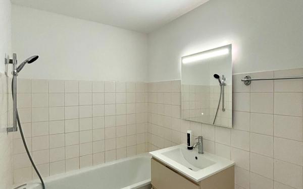 Appartement à vendre    2 pièces • 30 m2 Sète