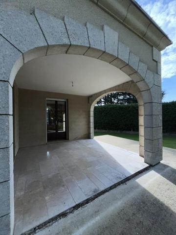 Maison à vendre à Évron en Mayenne (53600), ref : 53078-1881