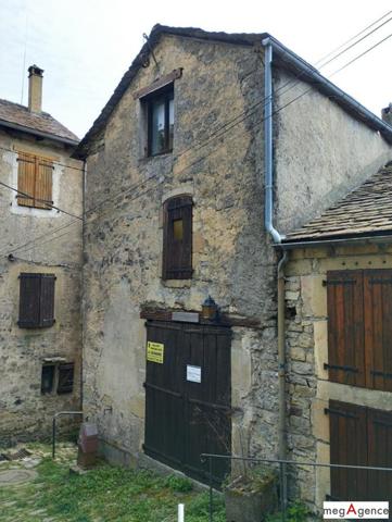 Maison à BARRE-DES-CEVENNES, 48400 - 2 pièces 57m²