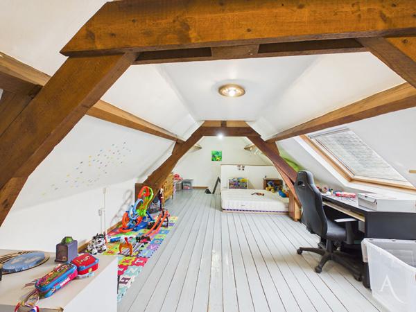 Immeuble (Appartement T3 + local pro) Annoeullin