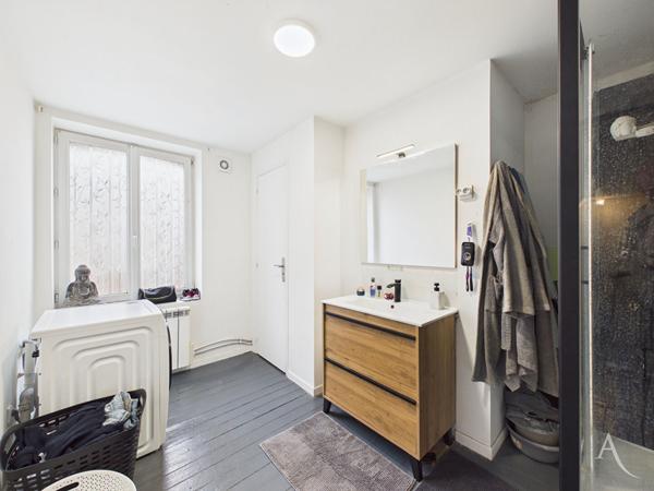 Immeuble (Appartement T3 + local pro) Annoeullin