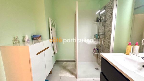 Vente
                Appartement66,91 m² - 3 Pièces -
                    BLANQUEFORT (33290)