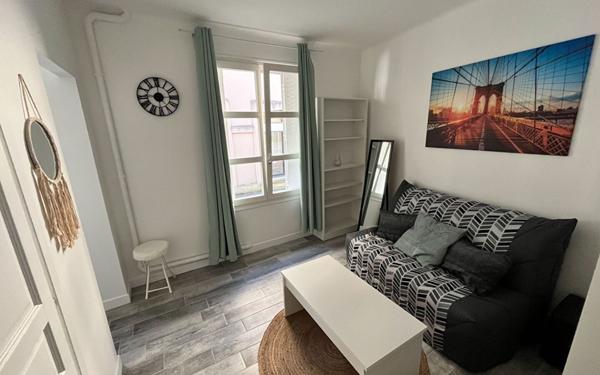 Appartement à louer    1 pièce •  Laon