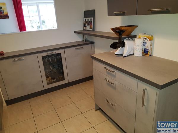 Bergerac.Maison type F4 de 83 m2 avec jardin dans résidence sécurisée avec piscine