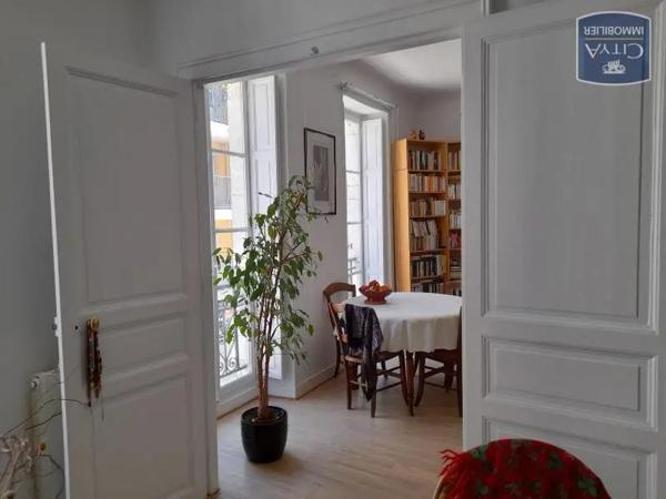 Appartement à louer 3 pièces 65m²
