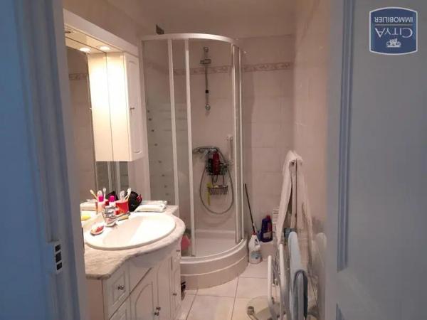 Appartement à louer 3 pièces 65m²