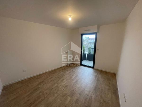 Appartement 4 pièces 94 m² avec terrasse et loggia (78560 LE PORT MARLY )