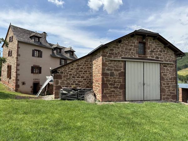 Très beau corps de ferme