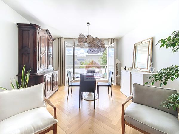 Appartement Suresnes 4 pièce(s) 110 m2