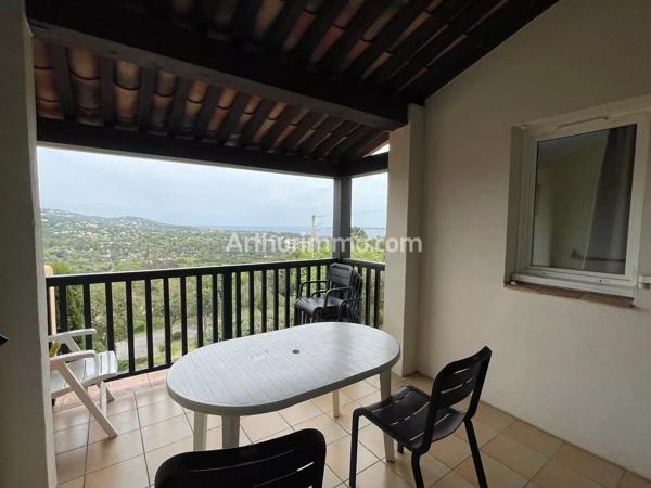 Vente                                                      Appartement
                        
                     3 pièces                      42 m2                     à Grimaud