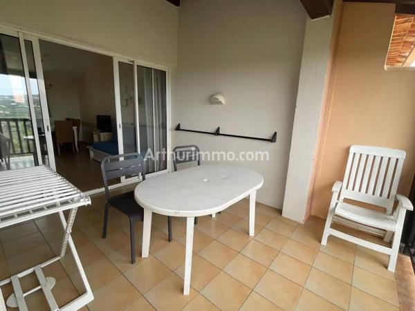 Vente                                                      Appartement
                        
                     3 pièces                      42 m2                     à Grimaud