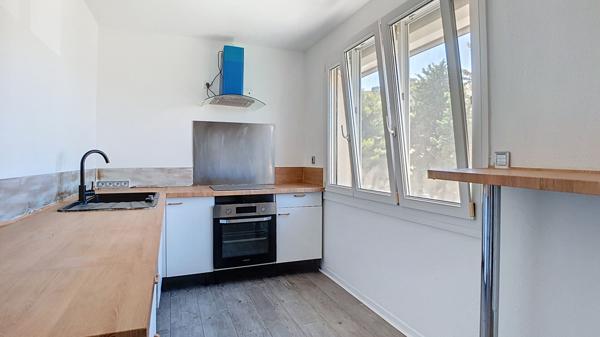 Appartement 4 pièces terrasse et vue dégagée