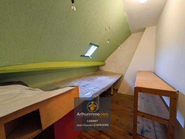 Vente                                                      Maison
                        
                     7 pièces                      193 m2                     à Saint-Brieuc