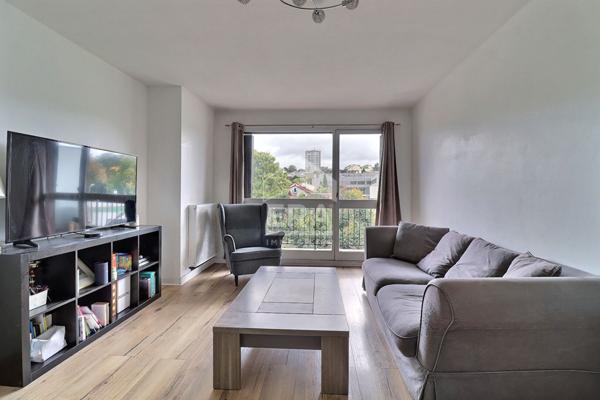 Appartement Rueil Malmaison 3 pièce(s) 71 m2