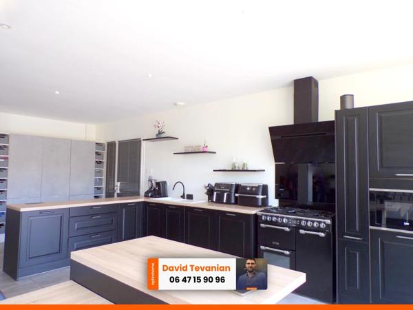 Ensemble immobilier à vendre 11 pièces de 310 m² avec 9 chambres, Terrain de 2561m² à Noyers-sur-Cher