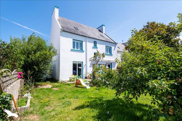 Maison à vendre |  Saint-Pol-de-Léon |  9 pièces | 164 m²