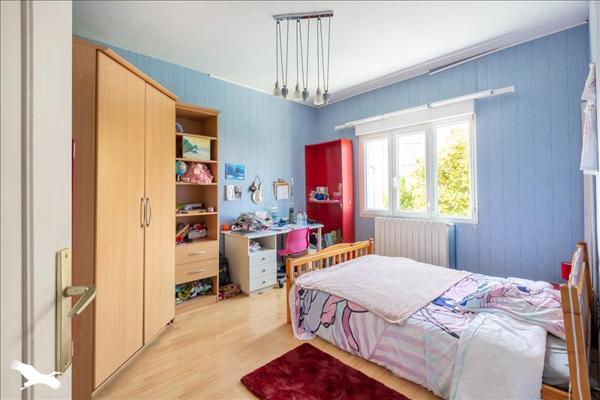 Maison à vendre |  Saint-Pol-de-Léon |  9 pièces | 164 m²