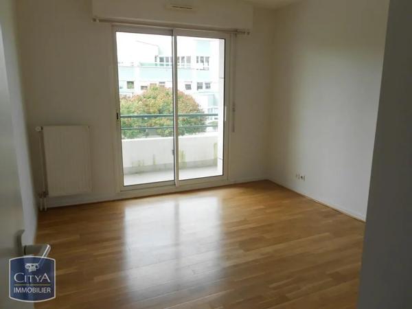 Appartement à louer 2 pièces 58.84m² Angers (49100)