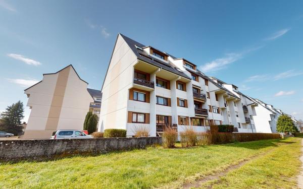 Appartement à vendre    4 pièces • 76 m2 Hoenheim