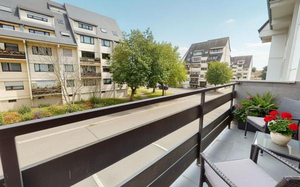 Appartement à vendre    4 pièces • 76 m2 Hoenheim