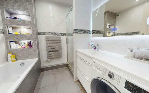 Appartement à vendre    4 pièces • 76 m2 Hoenheim