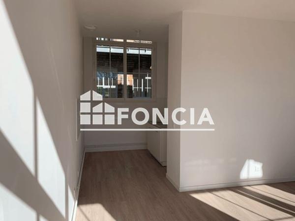 Location Appartement 4 pièces 75.7 m² - 5 BOULEVARD JULES FERRY Louviers 27400