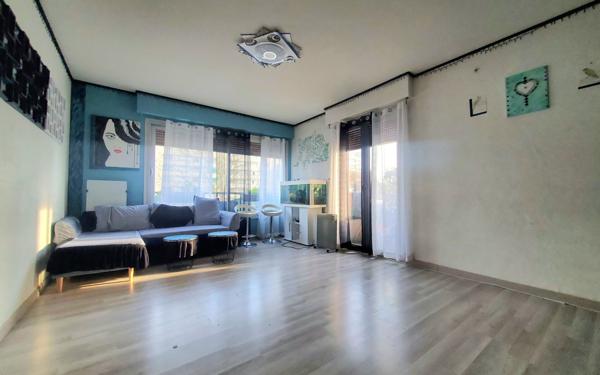 Appartement à vendre    3 pièces • 70 m2 Chelles