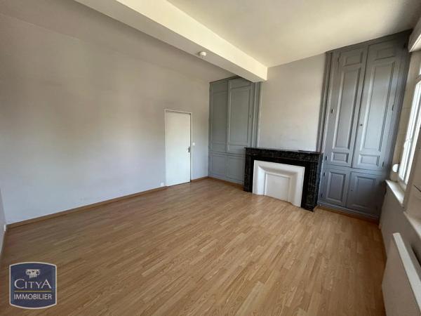 Appartement à louer 2 pièces 40.13m² Saint-Quentin (02100)