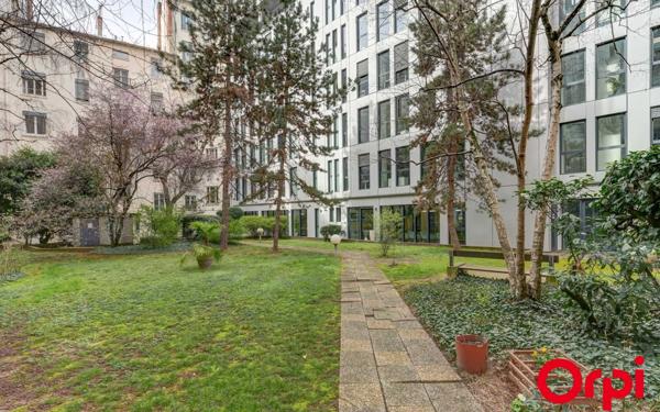 Appartement à vendre    4 pièces • 79,61 m2 Lyon 6