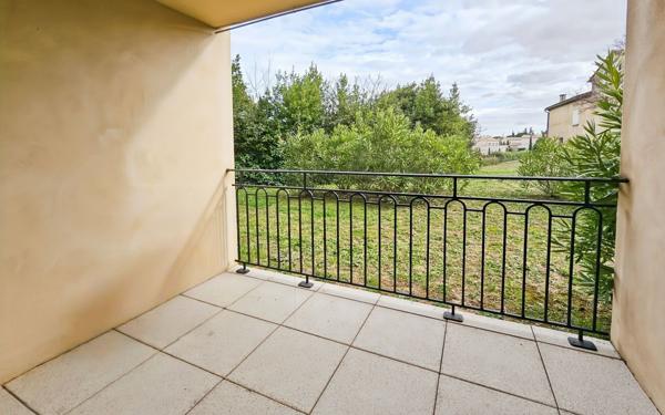 Appartement à vendre    2 pièces • 50,80 m2 Uzès