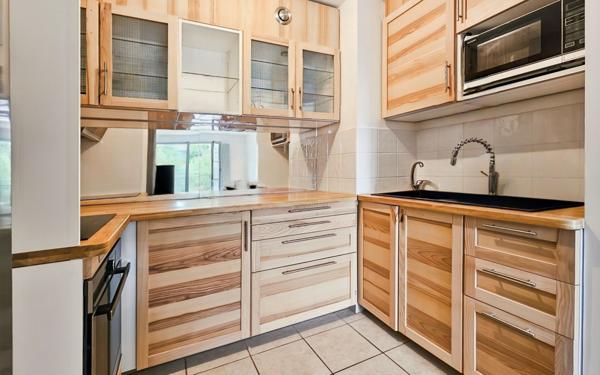 Appartement à vendre    2 pièces • 50,80 m2 Uzès