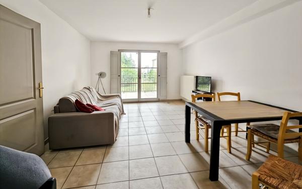 Appartement à vendre    2 pièces • 50,80 m2 Uzès