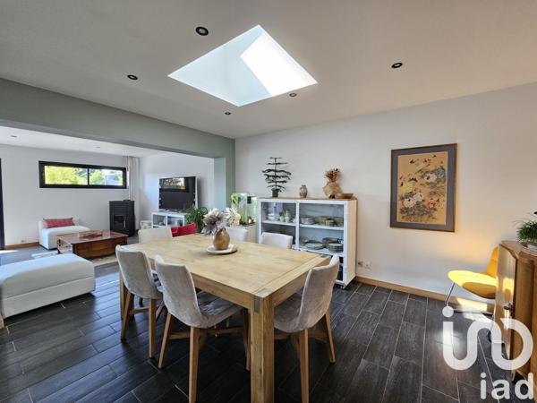 Maison 4 pièces de 118 m² à Saint-Philbert-de-Grand-Lieu (44310)