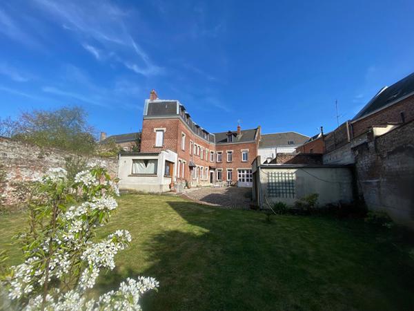 Maison 354m2 en Centre Ville de Saint Quentin
