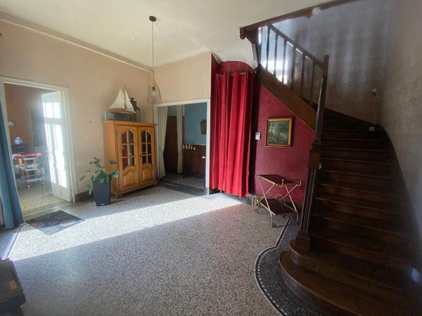 Maison 354m2 en Centre Ville de Saint Quentin