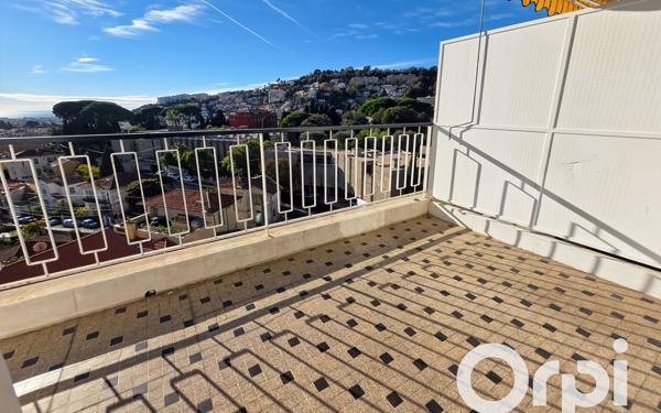 Appartement à vendre    1 pièce • 33,51 m2 Nice