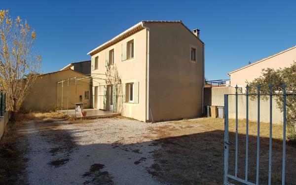 Maison à vendre    4 pièces •  Vedène